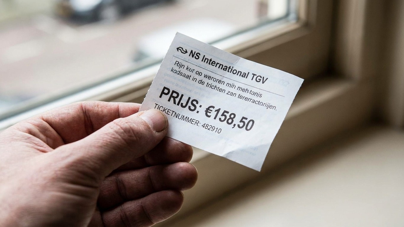 Ik boekte mijn TGV naar Parijs op een vergelijkingssite voor 89 euro: exact dezelfde trein, exact hetzelfde uur, stond eld...
